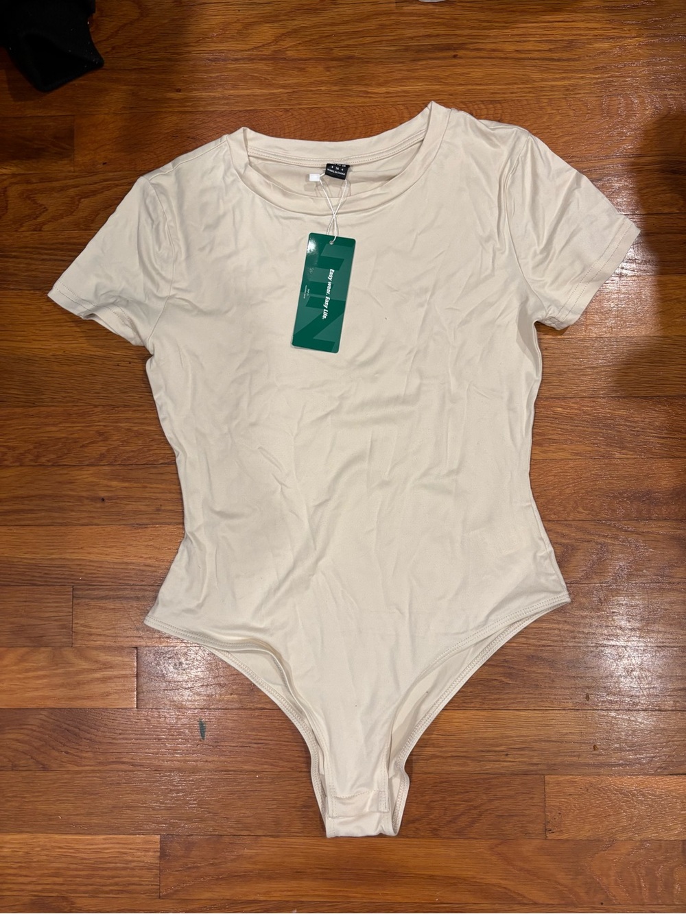 Women's Cream Short-Sleeve Bodysuit - Classic Crewneck